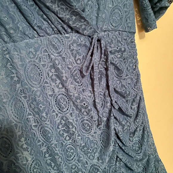 Blue Dress - Picture 2 of 4